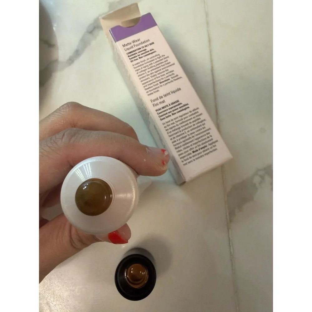 Mary Kay Timewise Matte-Wear Liquid Foundation 1 Oz Bronze 038770 NIB